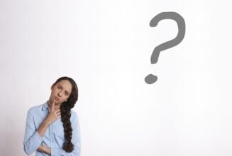 Marketplace Kosmetik Indonesia: Surga Belanja atau Lapangan Permainan? Apa Sih yang Beneran Diinginkan Seller & Buyer?